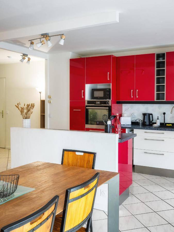 Gîte pour 6 personnes, avec terrasse et vue à Saint-Julien-en-Genevois - 4