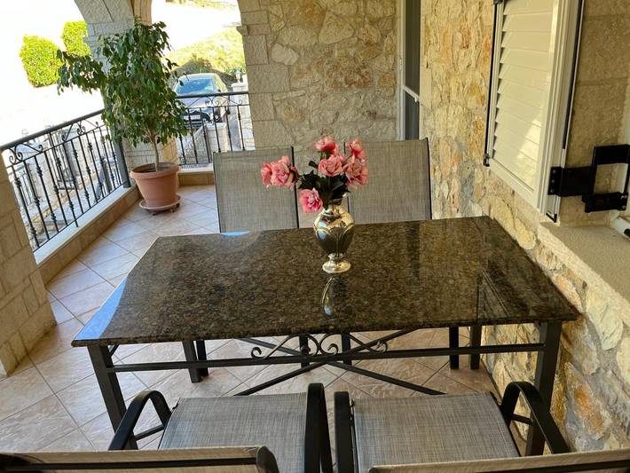Appartement de vacances pour 7 personnes, avec Balcon et Terrasse ainsi que Jardin et Vue