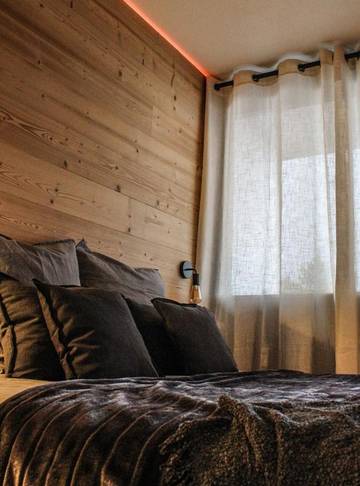 Gîte pour 2 personnes, avec vue et jardin à Égat