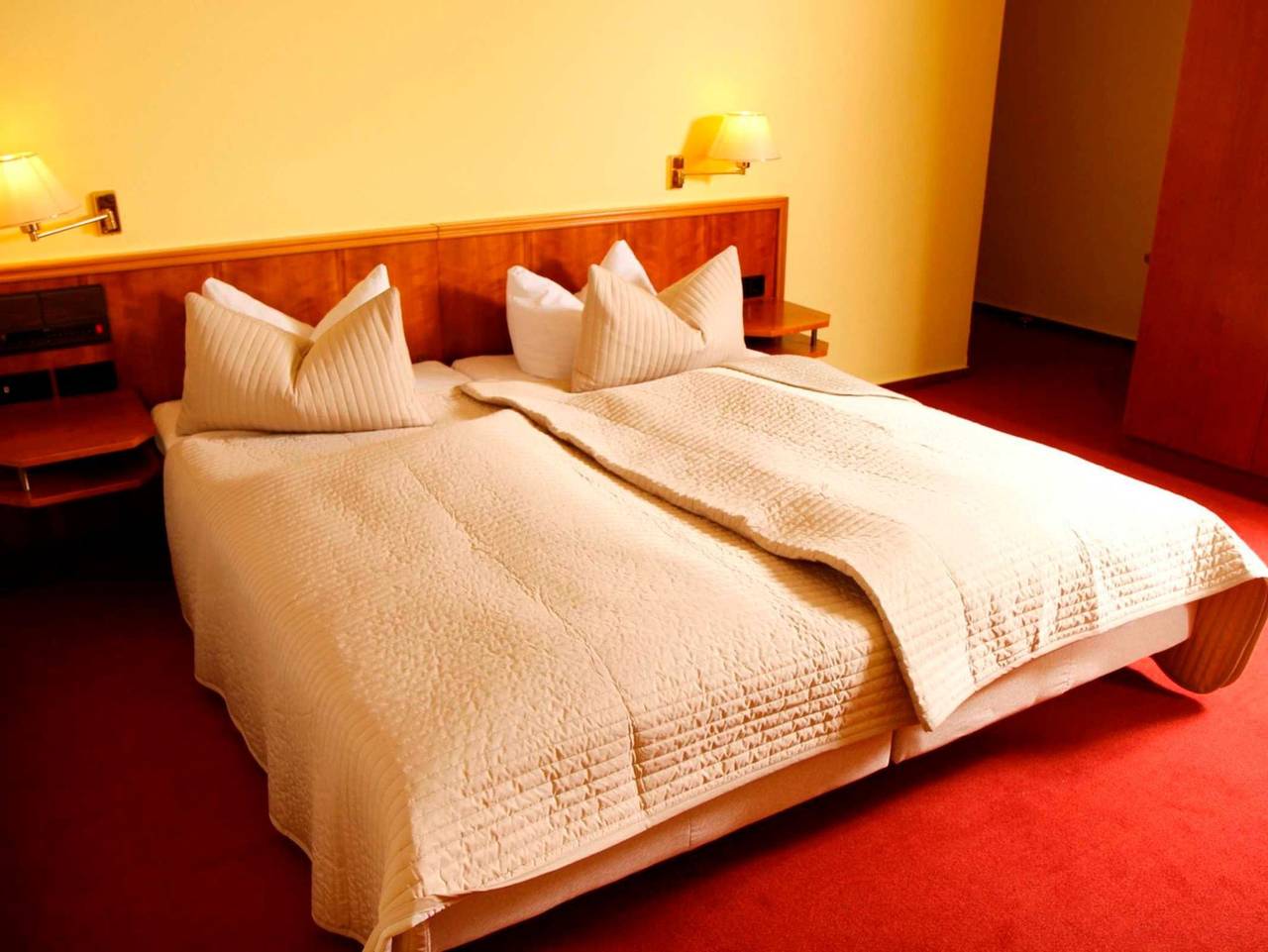 Brocki' s Hotel Stadt Hamburg - Doppelzimmer in Parchim, Ludwigslust-Parchim
