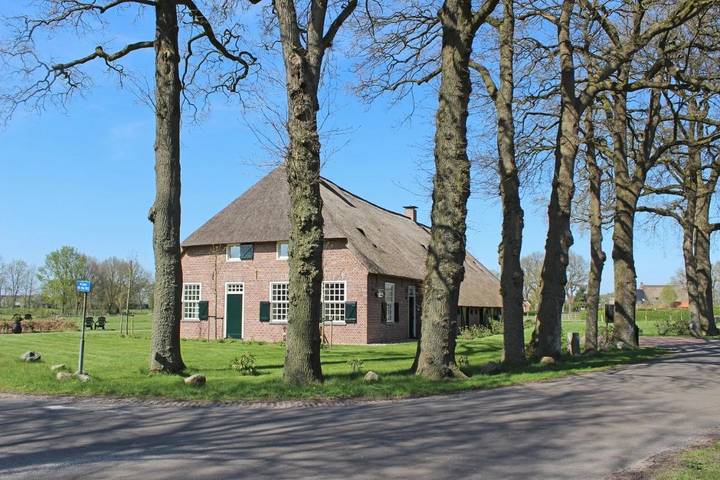 Vakantieappartement voor 2 personen, with Terras and Tuin as well as Zwembad and Sauna in Dwingeloo