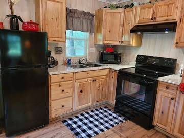 Log Cabin for 4 Guests in Illinois, USA, Picture 1