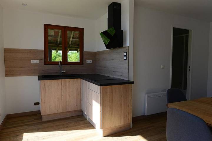 Location de vacances pour 4 personnes, avec Terrasse et Vue à Vengeons