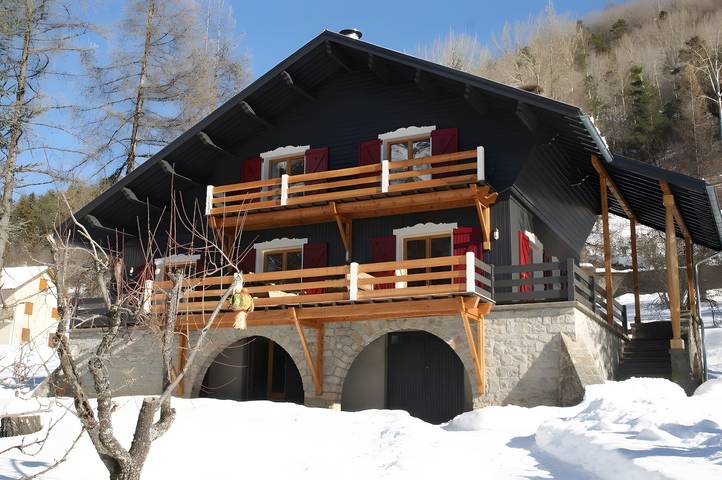 Maison de vacances pour 8 personnes, avec balcon ainsi que jardin et sauna à Colmars