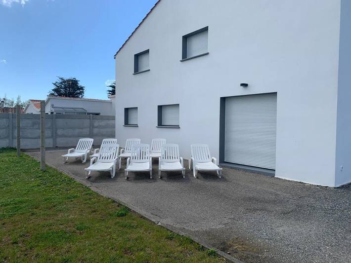 Location de vacances pour 8 personnes, avec jardin et vue, adapté aux familles à Beauvoir-sur-Mer - 3