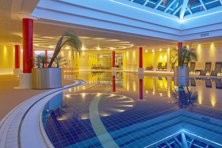 Hotel für 4 Personen, mit Garten und Pool sowie Sauna und Ausblick in Friedrichroda - 2