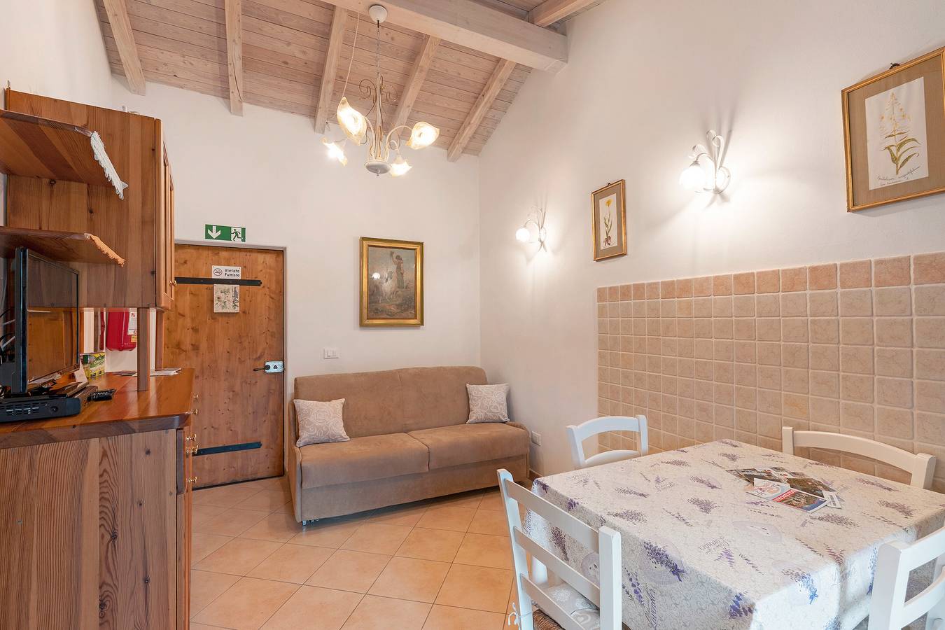 Ganze Wohnung, Apartment 'Casa Reanna' mit Bergblick, Balkon und Wlan in Apricale, Ligurische Alpen