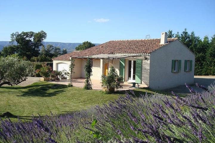 Location de vacances pour 6 personnes, avec Terrasse et Jardin dans Golf de Pont Royal
