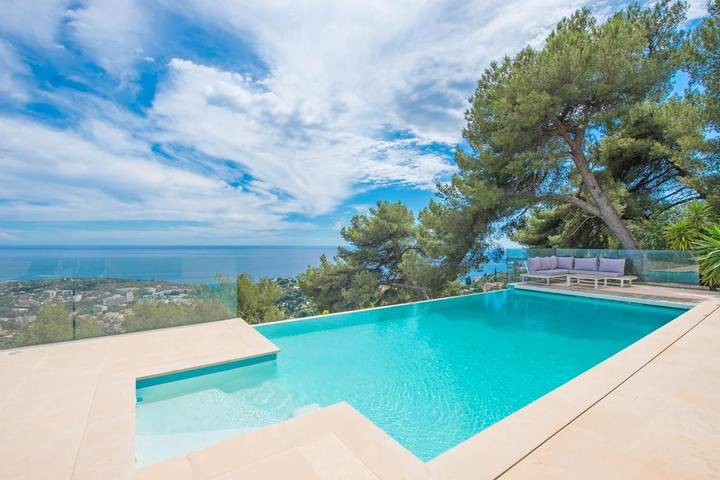 Villa pour 6 personnes, avec terrasse ainsi que jardin et piscine à Roquebrune-Cap-Martin - 3