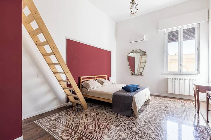 Entire apartment, 90100 Palermo historical center liberty style in Castellammare (Palermo), Palermo