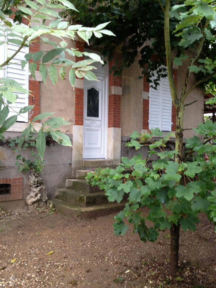 Appartement entier, Nancy Malzeville F1 + Terrasse 2 minutes de la vieille ville de Nancy in Malzéville, Région de Nancy