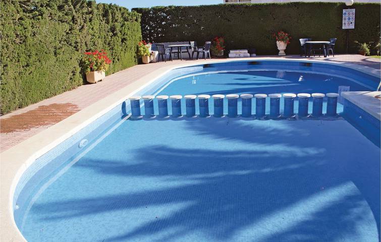 Ferienhaus für 6 Personen, mit Terrasse und Garten in Torrevieja - 4
