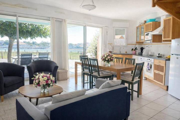 Location de vacances pour 6 personnes, avec vue ainsi que terrasse et jardin dans Office De Tourisme De Mimizan