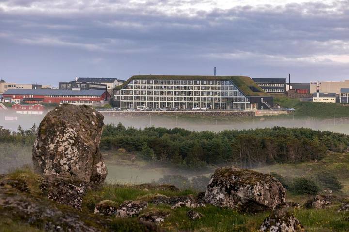 Hotel for 4 personer, med Jacuzzi og Sauna i Færøerne