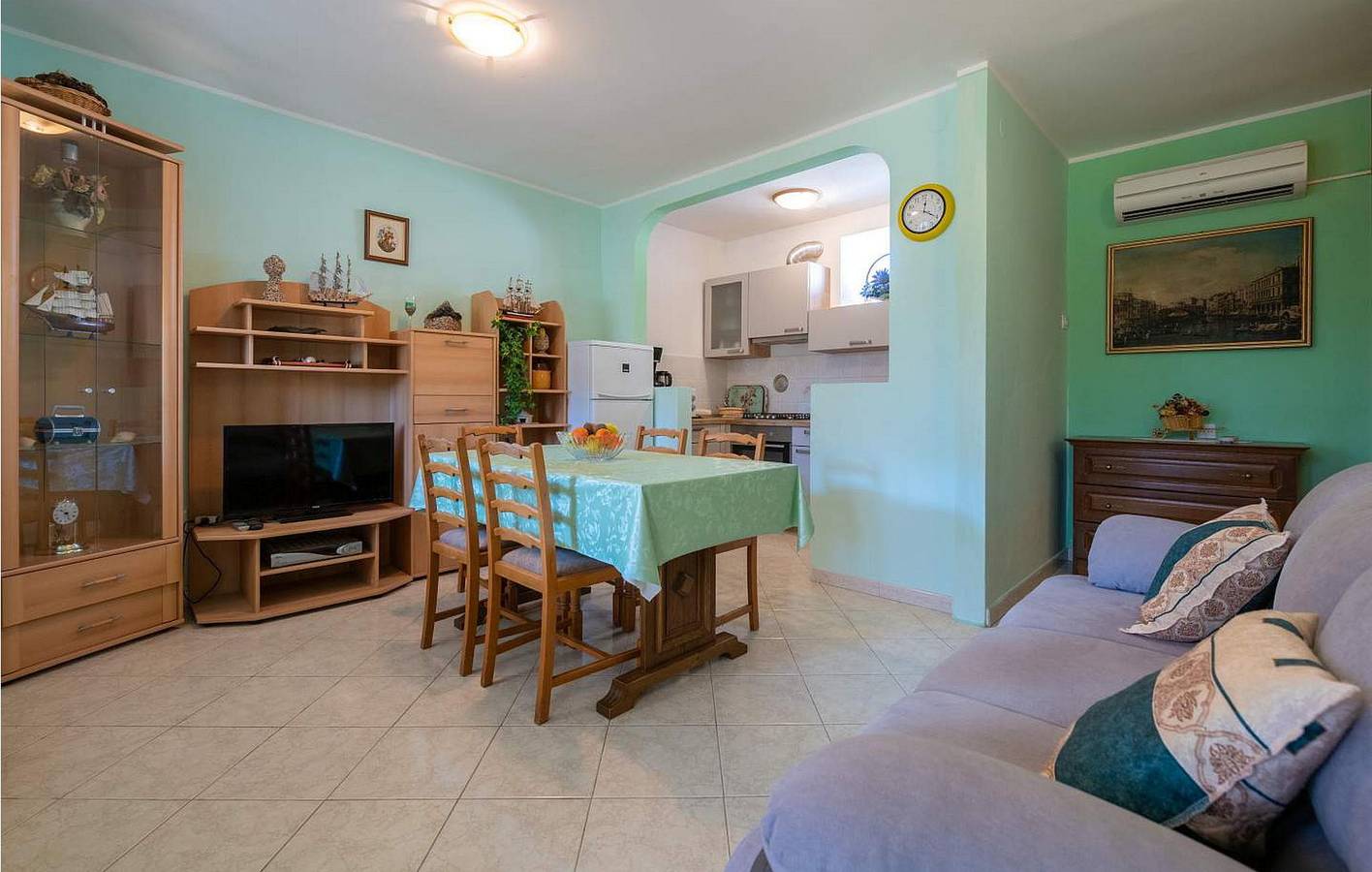 Cijeli apartman za odmor, Apartman za odmor za 5 osoba s vrt in Kaštelir-Labinci (Istra), Općina Kaštelir - Labinci