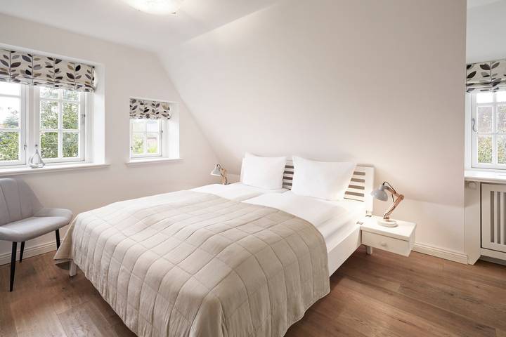 Ferienhaus für 5 Personen, mit Sauna und Terrasse sowie Garten in Utersum - 3