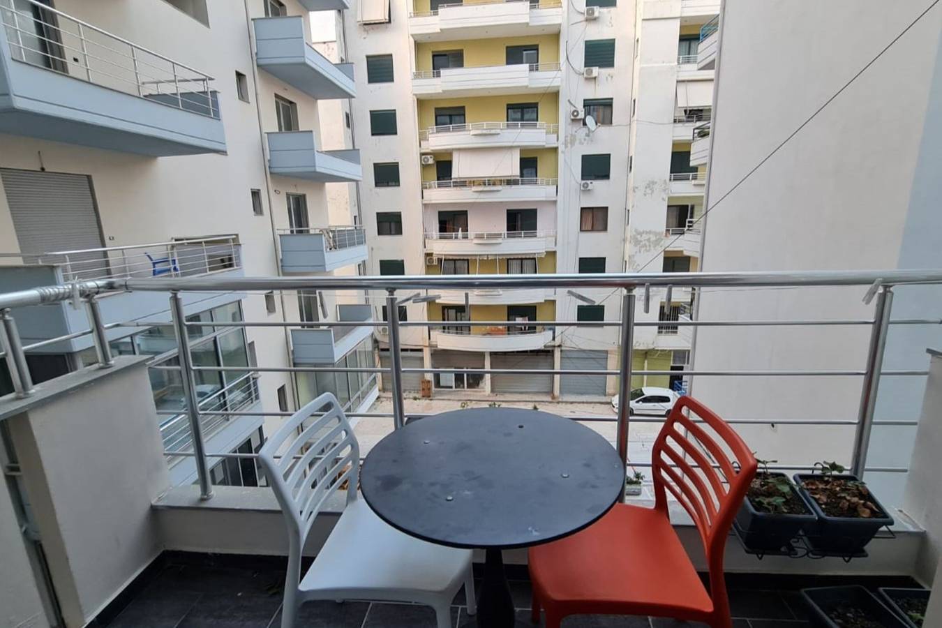 Apartamento entero, Apartamento de vacaciones para 4 personas con balcón in Vlorë (Ciudad), Vlorë