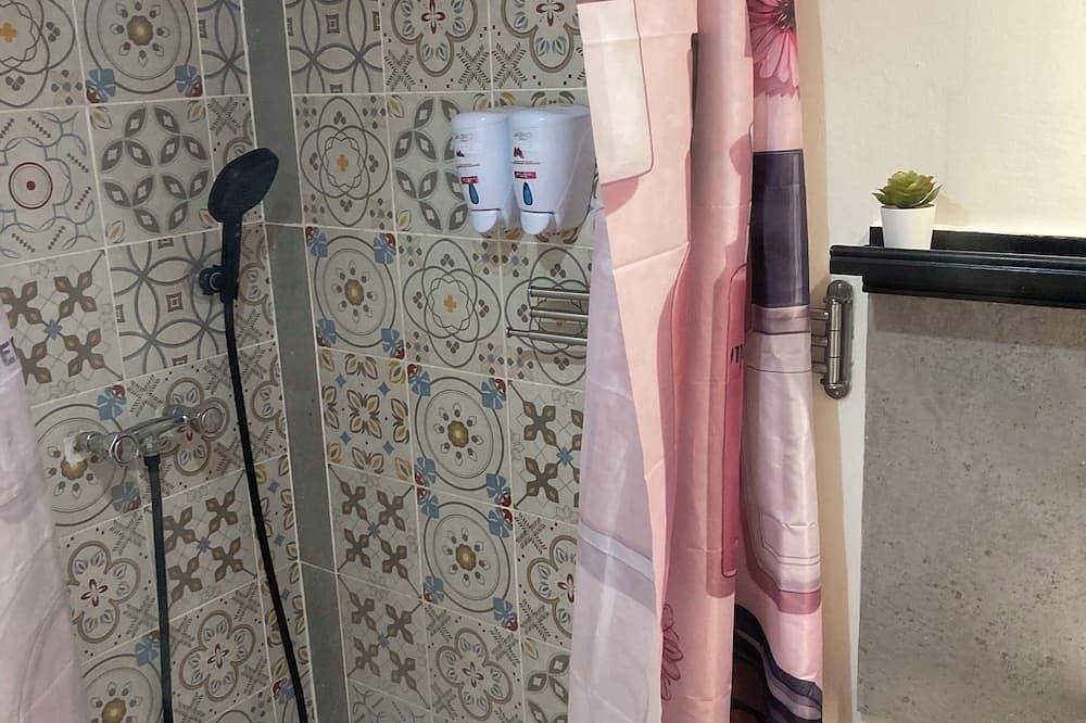 Ganze Wohnung, Cosy studio with mezzanine - Near Seine & Paris in Asnières-sur-Seine, Hauts-de-Seine