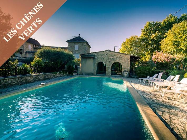 Chambre d’hôte pour 2 personnes, avec Terrasse et Jardin ainsi que Piscine et Vue