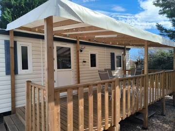 Camping pour 6 personnes, avec piscine ainsi que jardin et vue à Vic-la-Gardiole