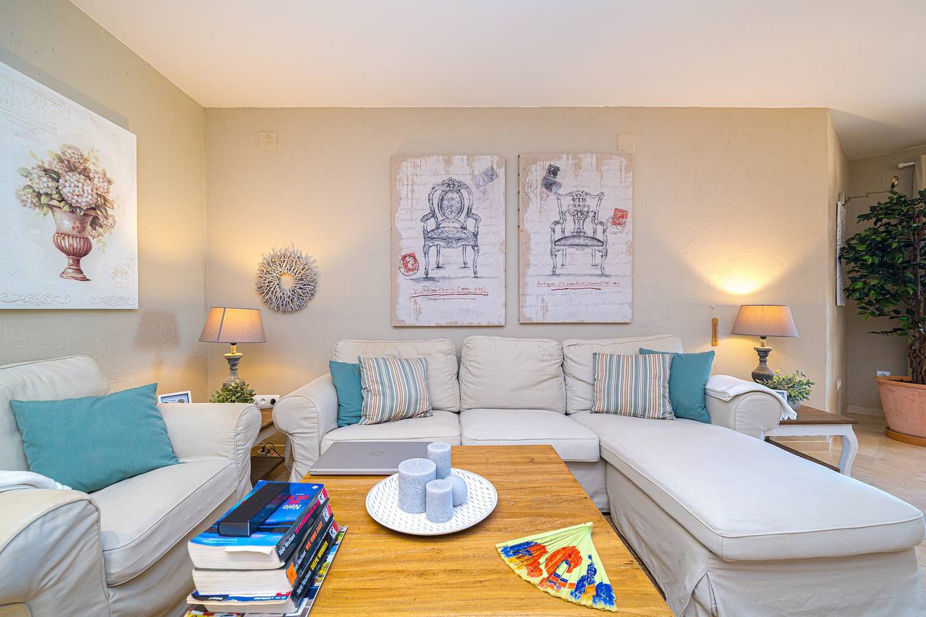 Appartement entier, Luxueux appartement à Altea, avec piscine, Wi-Fi, jardin et terrasse. in Altea La Vella, Altea