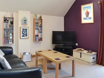 Log Cabin for 5 People in Filey, North Yorkshire, Photo 4