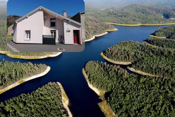 Location de vacances pour 4 personnes, avec terrasse, animaux acceptés à Celles-sur-Plaine