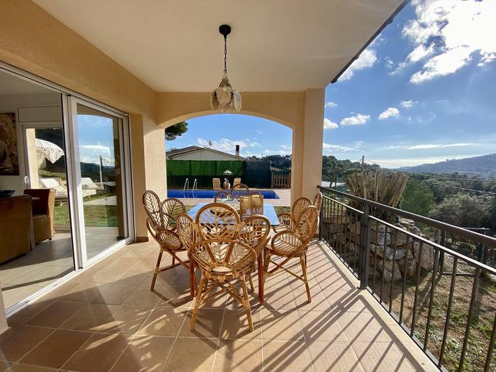 Casa rural para 6 personas, con Jardín y Piscina en La Bisbal del Ampurdán - 4