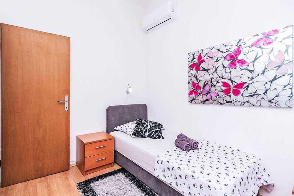 Ferienhaus Lino in Dugopolje, Dalmatinisches Zagora