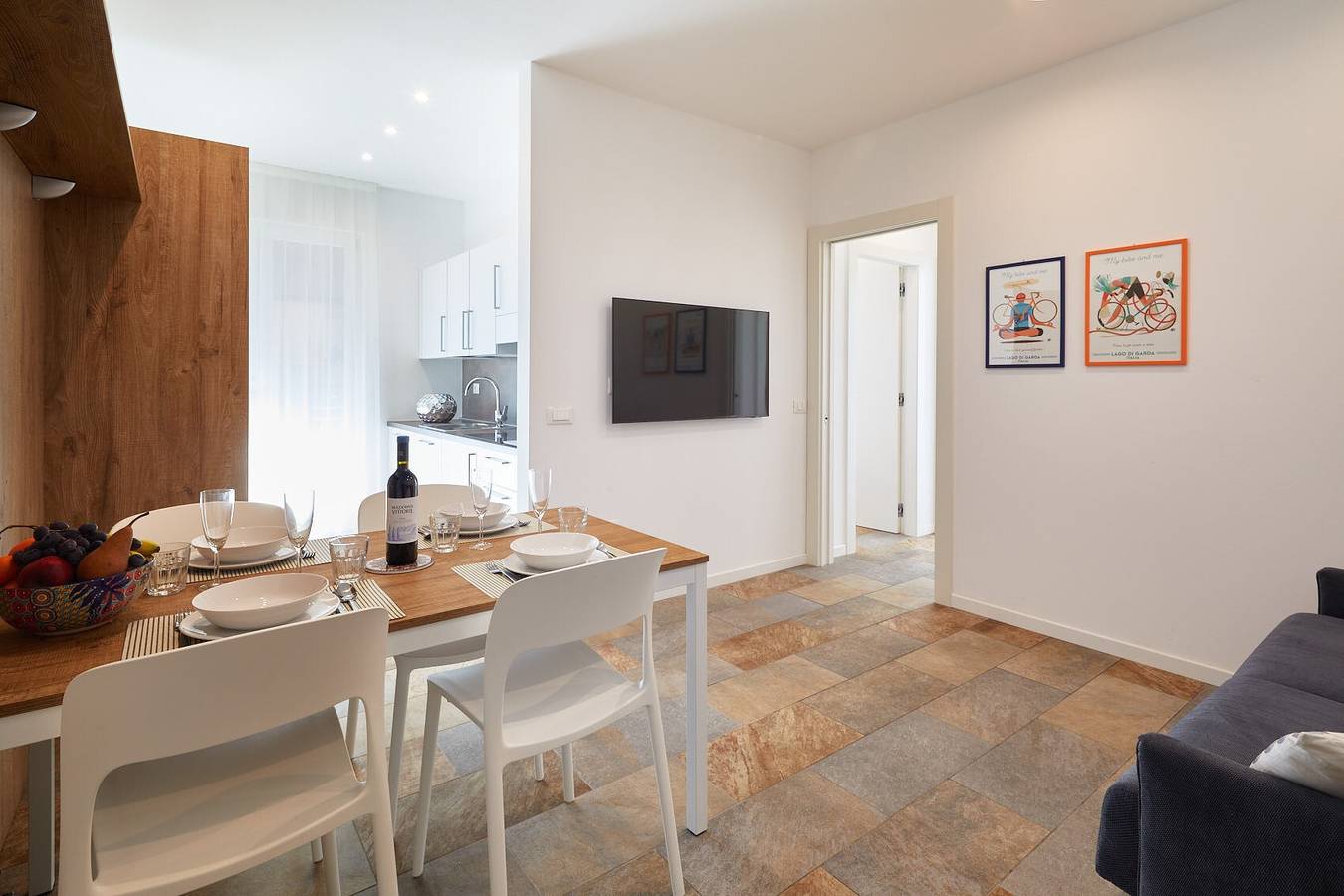 Entire apartment, Holiday Apartment "Iris" close to Lake Garda with Wi-Fi & Garden in Varone, Riva del Garda