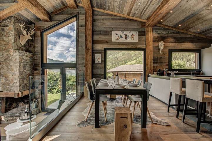 Ferienhaus für 12 Personen, mit Terrasse und Garten