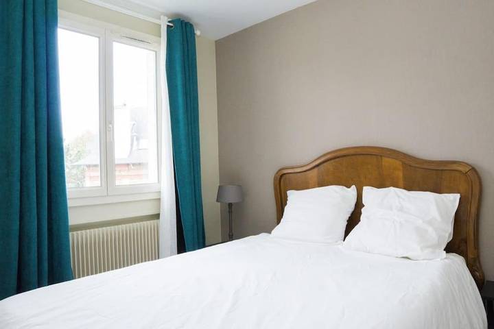 Gîte pour 6 personnes, avec vue à Vaucresson - 2