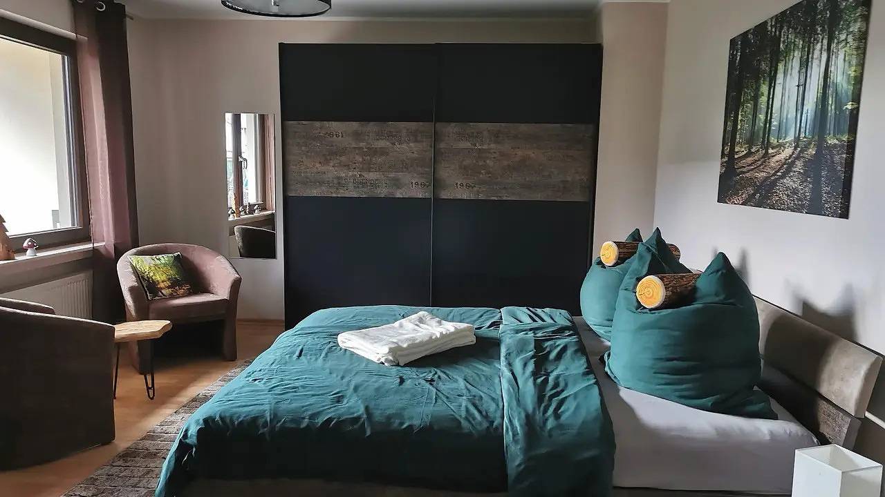 Ganze Ferienwohnung, Ferienwohnung für 2 Personen (65 m²) in Konz in Konz, Landkreis Trier-Saarburg