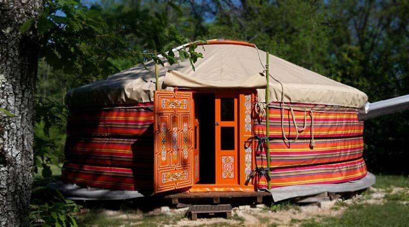 Gîte pour 4 personnes, avec Terrasse ainsi que Jardin et Vue à Vaylats