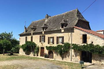 Agriturismo pour 6 personnes, avec jardin à Maleville