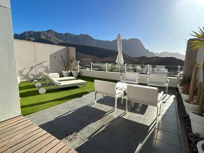 Apartamento de vacaciones para 3 personas, con balcón además de vistas y piscina - 1