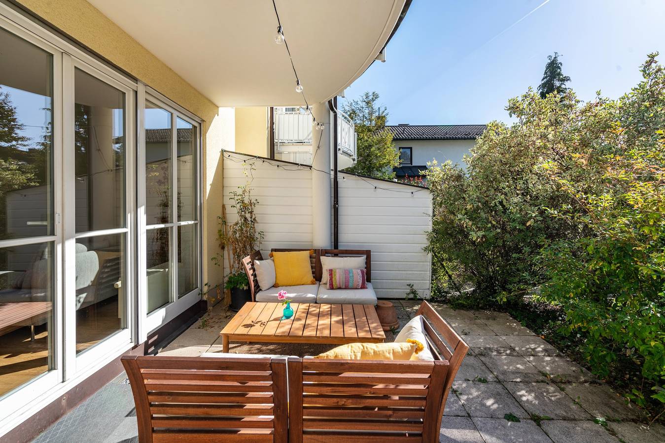 Ganze Wohnung, Ferienwohnung 'Sam's Homestay' mit Terrasse, Garten und Wlan in Gröbenzell, Oberbayern