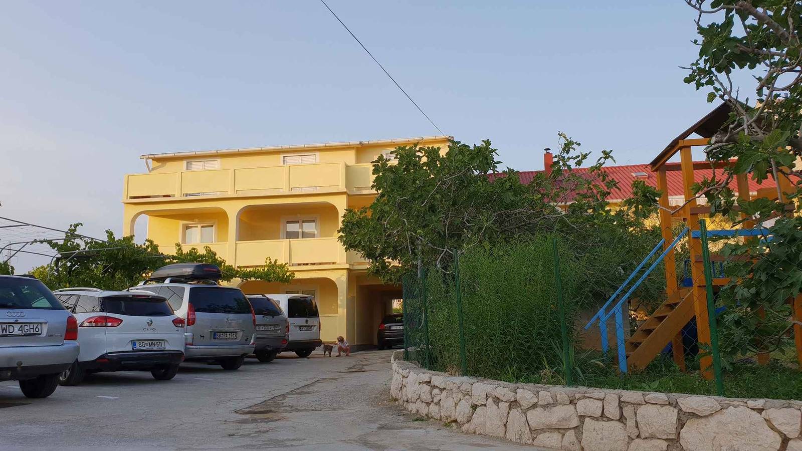 Ganze Ferienwohnung, Ferienwohnung 350 m von der Adria in Lopar, Rab