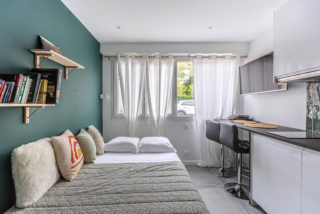 Studio entier, ⭐ Studio moderne lumineux – Chartrons, Wifi rapide in Bordeaux, Région de Bordeaux