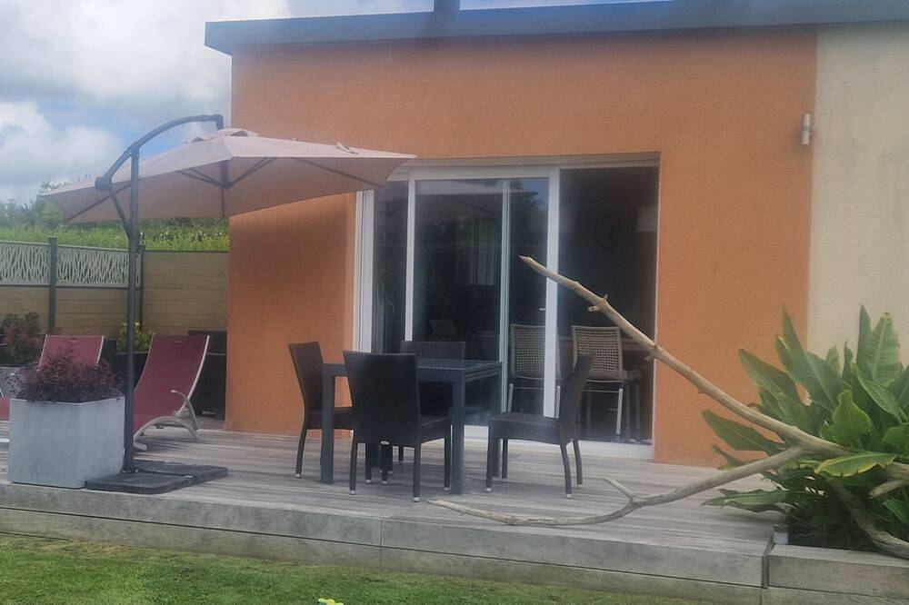 Single-storey house near the sea in Pouldreuzic, Côte de Cornouaille