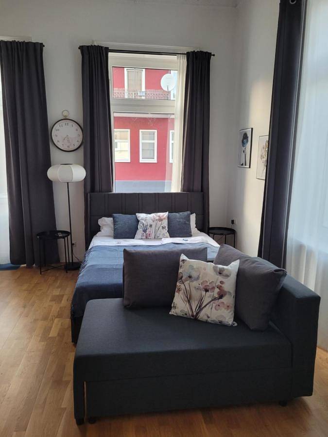 Ferienwohnung für 3 Personen, mit Balkon und Terrasse sowie Ausblick