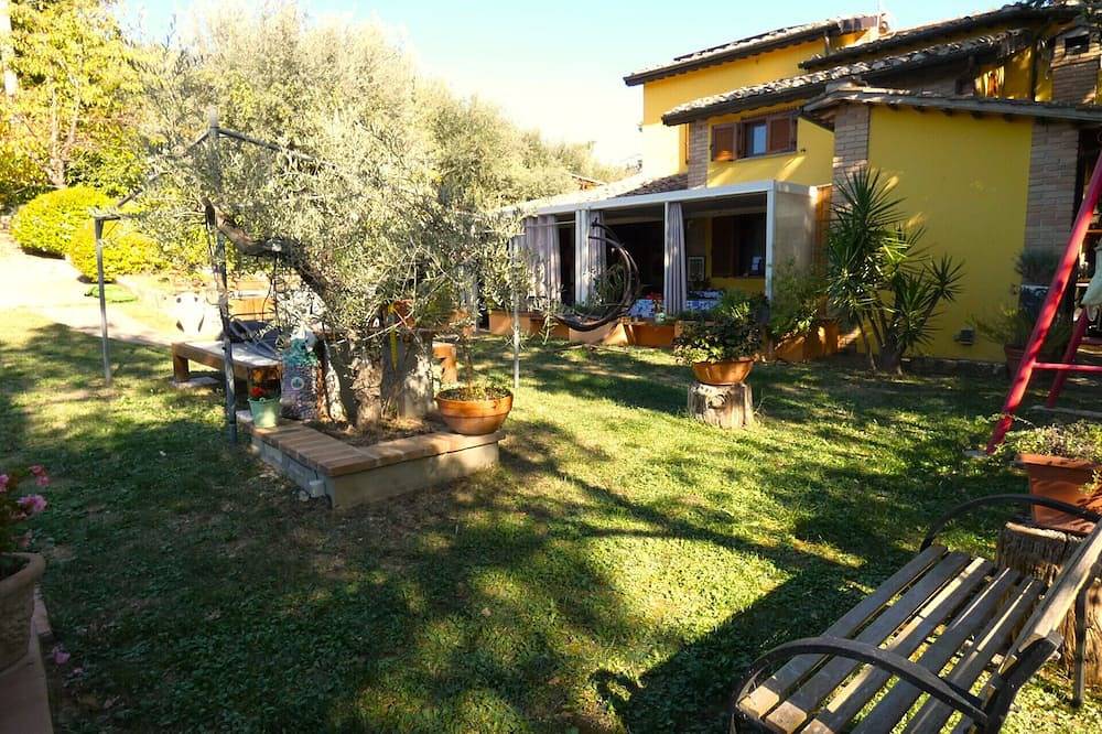 Scappo in Umbria, Eva in Provincia di Terni