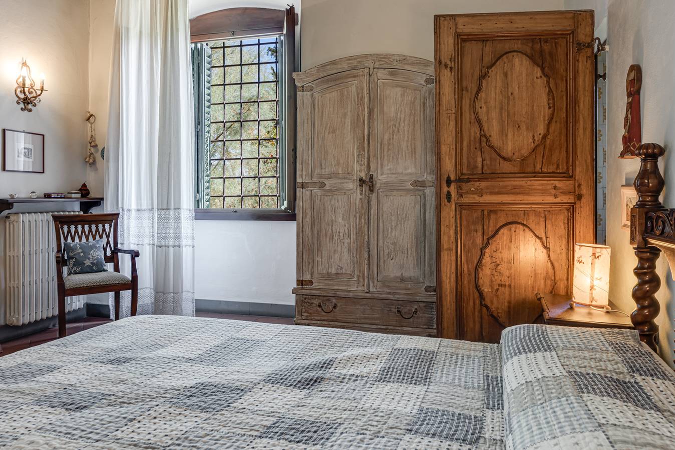Room 'La Casa Di Piero Pesce Ricco' with Shared Garden and Wi-Fi in Gavinana Galluzzo, Florence