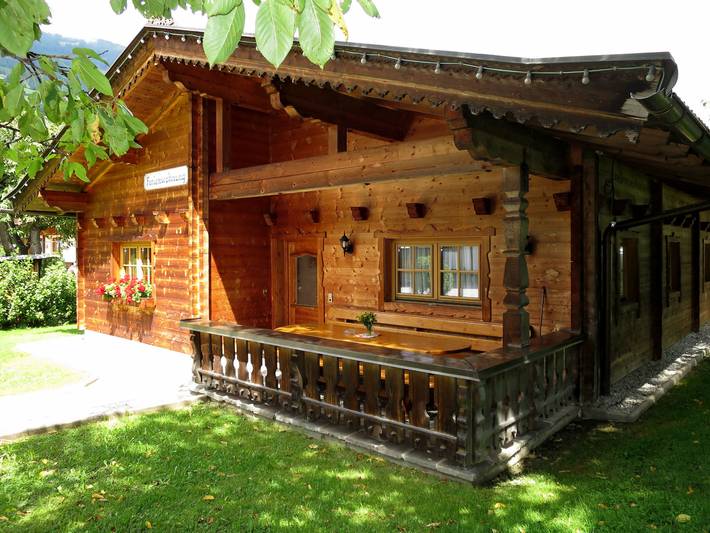 Ferienhaus für 12 Personen, mit Terrasse und Garten im Zillertal - 3