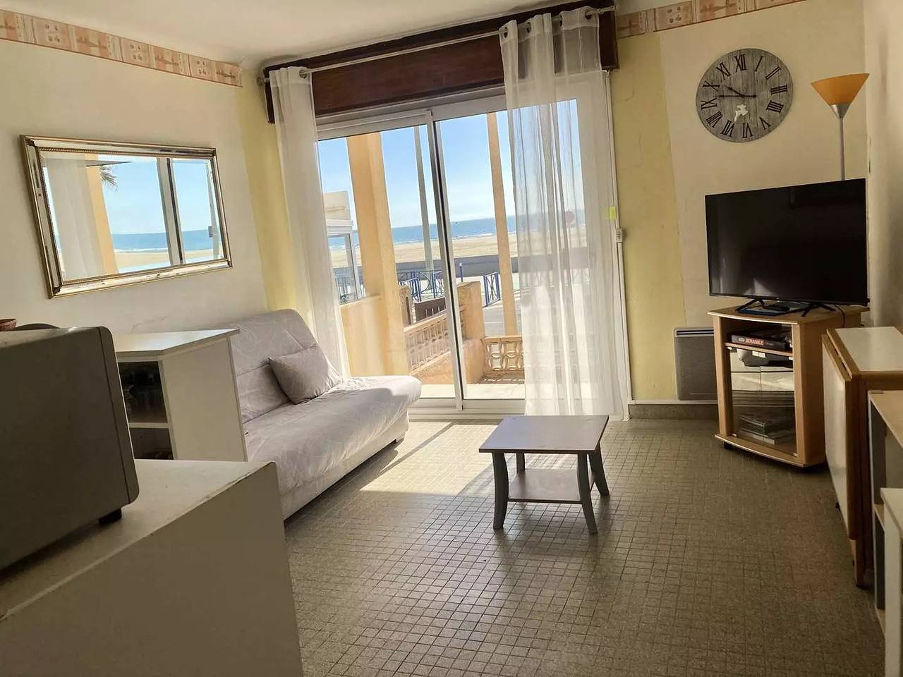 Ganzes Studio, Wohnung Studio Cabine 4 Schlafzimmer Port La Neu in Port-la-Nouvelle, Mittelmeerküste (Frankreich)