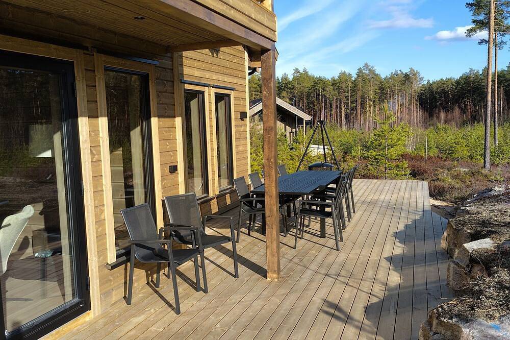 Lillelørdag Hytte - New luxury wooden cabin between mountains and lakes in Vrådal, Kviteseid