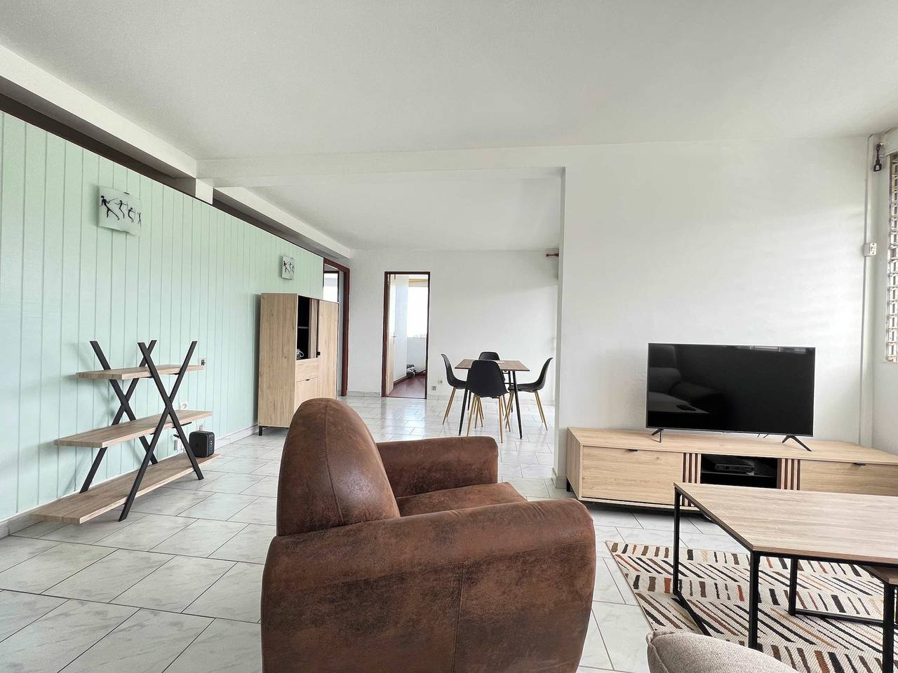 Ganze Wohnung, Le Sunset : Vue mer, plage et confort à Fort-de-France in Martinique