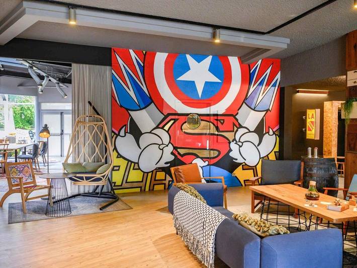 Hôtel pour 2 personnes, avec jardin ainsi que piscine et vue, animaux acceptés