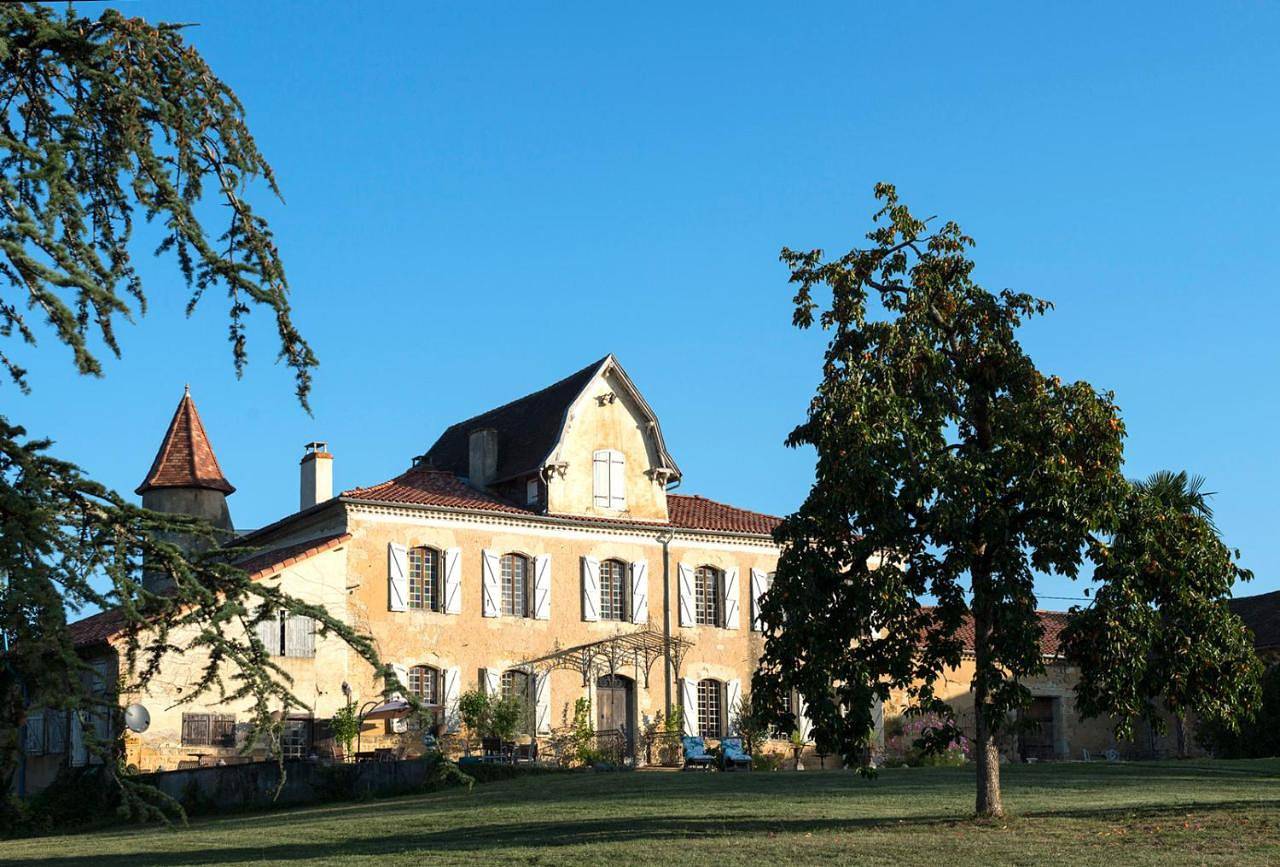 Double Room with Private Bathroom in Eauze, Gers