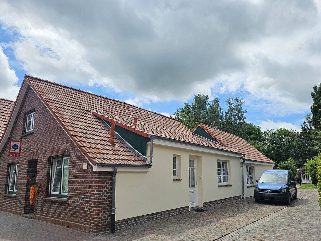 Ferienwohnung in Sande mit Schwimmbecken in Sande, Südliche Nordseeküste
